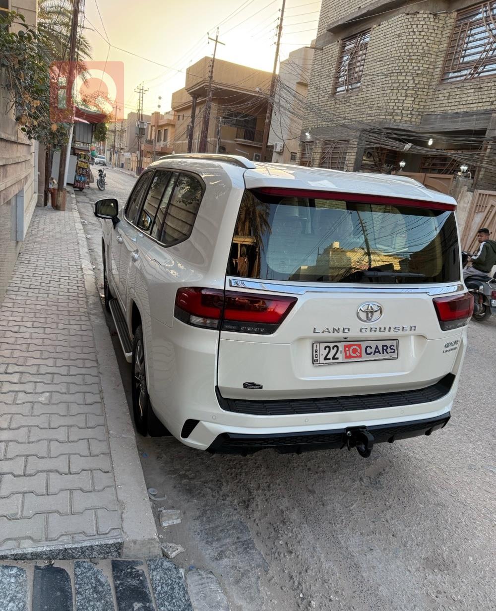 تويوتا لاندكروزر